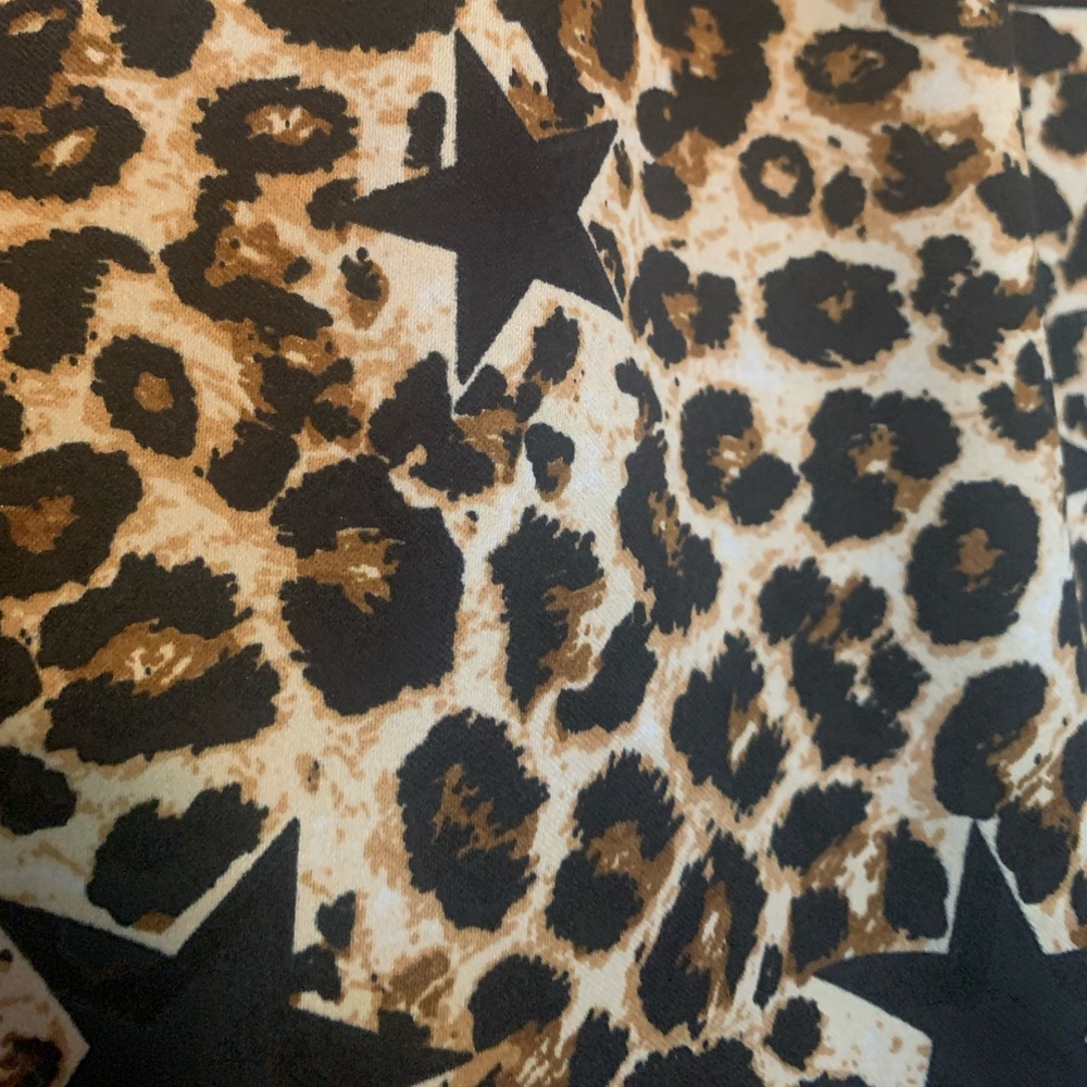 ASOS Curve Leopard + Star Mini Dress - Picture 7 of 7
